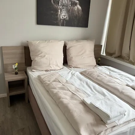 Emilia 24h Check-in, Free Parking And Wifi Hotel apartamentowy Bargteheide