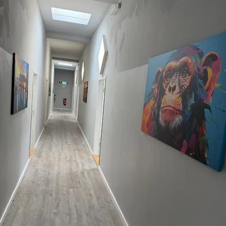 Emilia 24h Check-in, Free Parking And Wifi Hotel apartamentowy 3*