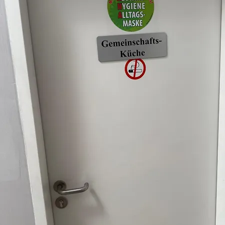 Hotel apartamentowy Emilia 24h Check-in, Free Parking And Wifi Bargteheide