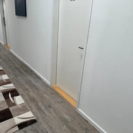 Emilia 24h Check-in, Free Parking And Wifi 3* Bargteheide